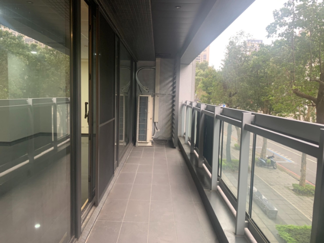 長虹天際辦公室