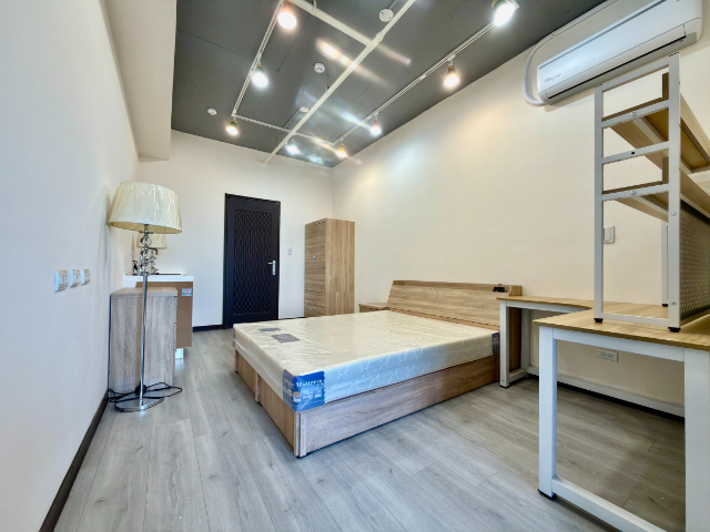 A7捷市達全新交屋獨立套房車