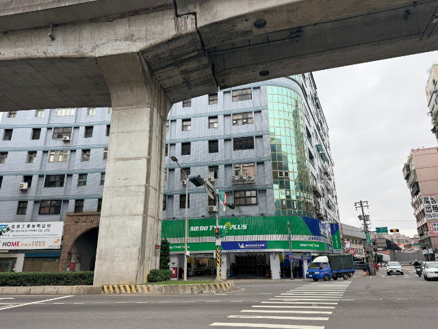 泰山五角大廈廠辦