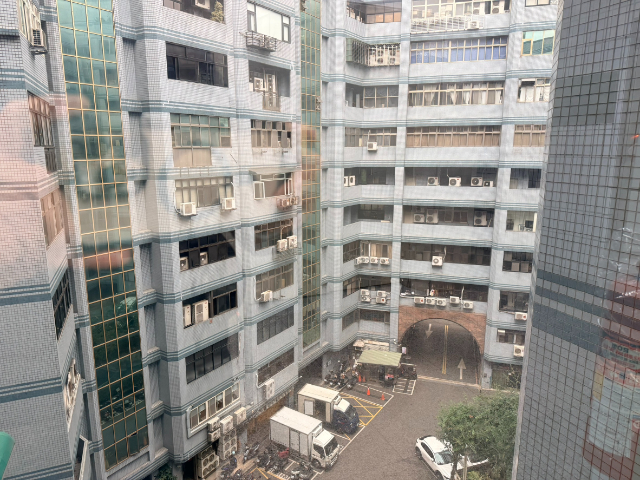 泰山五角大廈廠辦