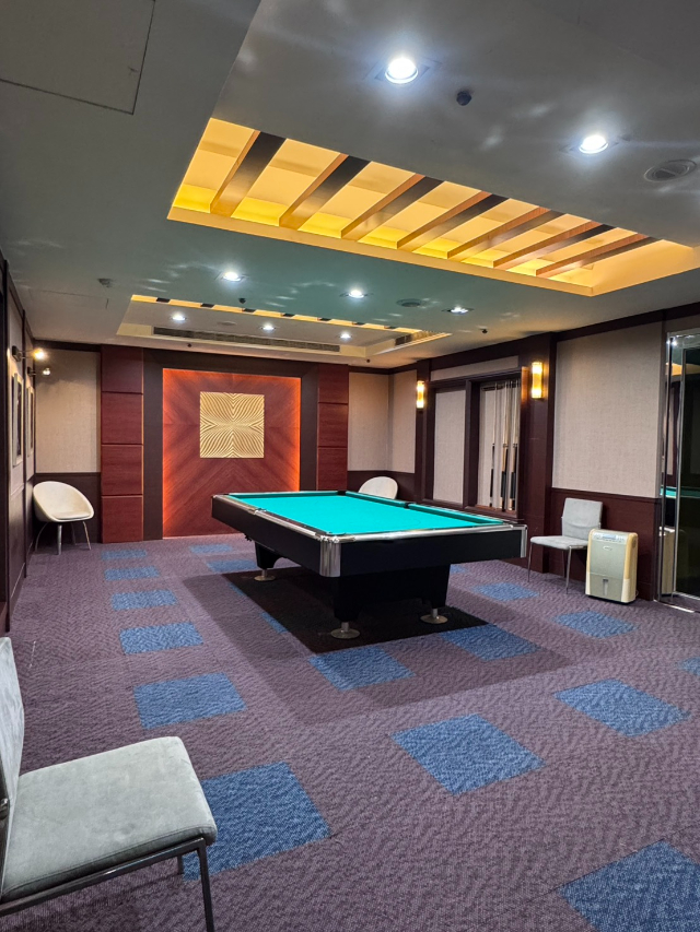 信義國堡大四房車