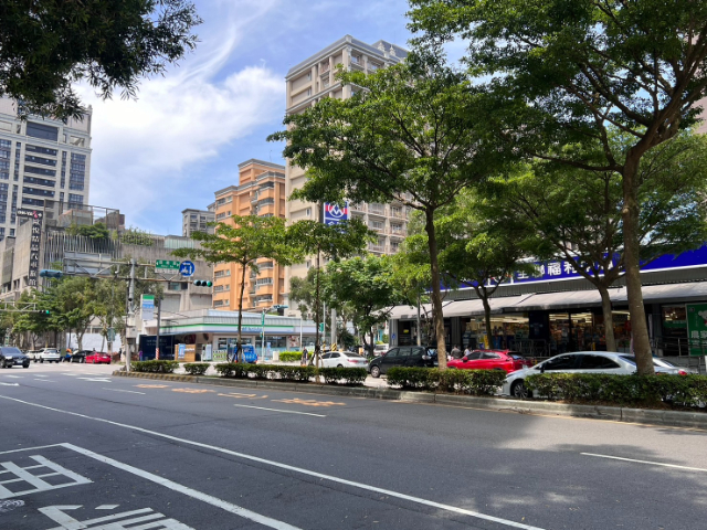 九揚華尚金店面