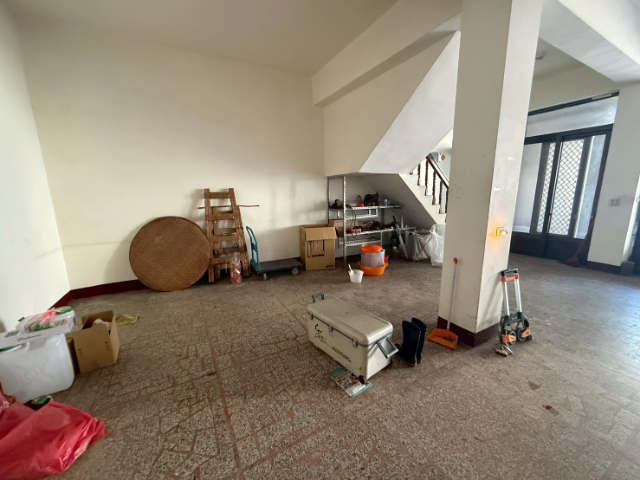 新興街百坪大透天居住使用權（未保存登記）