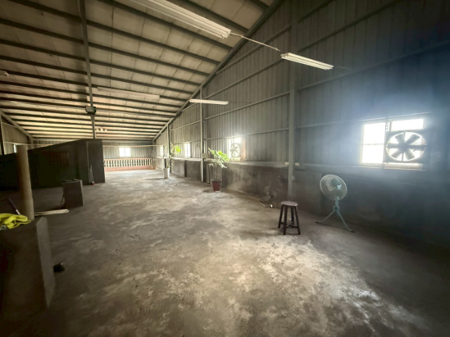 新興街百坪大透天居住使用權（未保存登記）