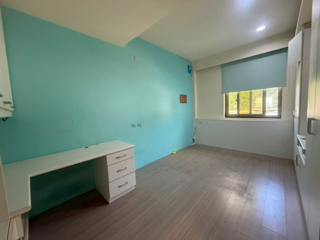 新興街百坪大透天居住使用權（未保存登記）