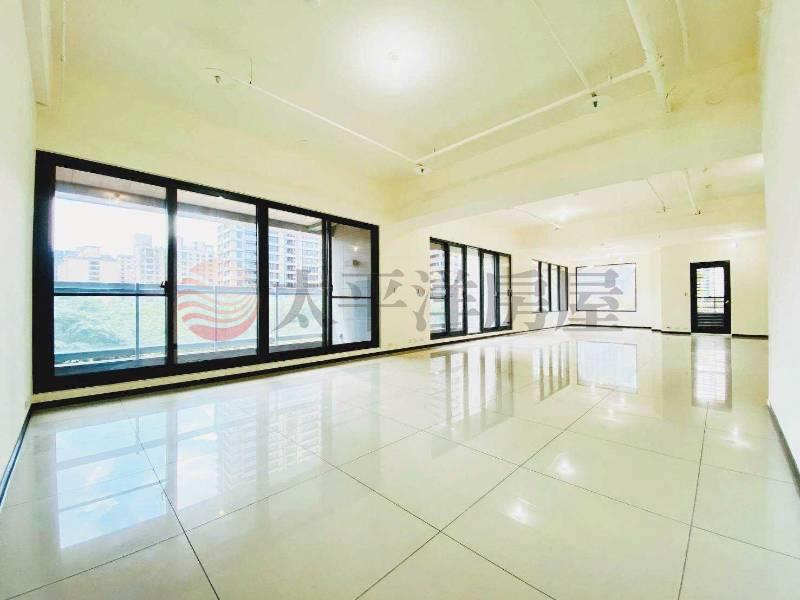 長虹天際稀有辦公室