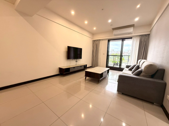 樂捷市精美4房車