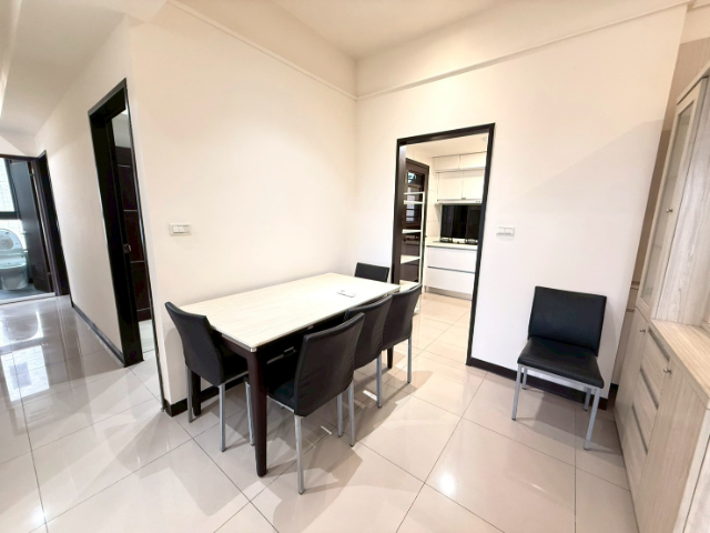 樂捷市精美4房車