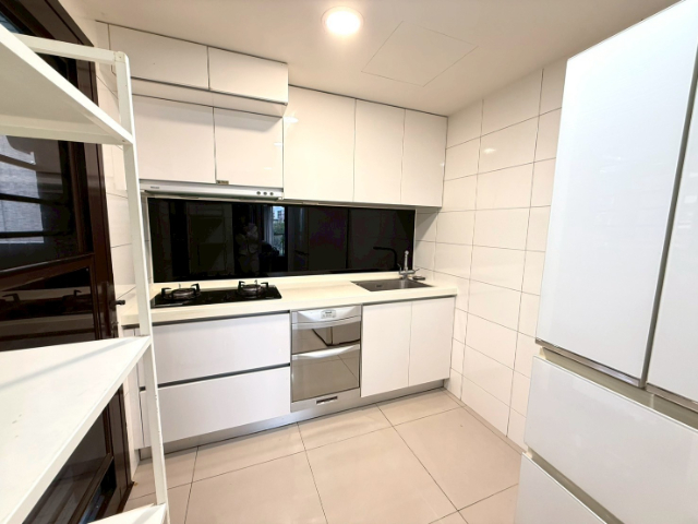 樂捷市精美4房車